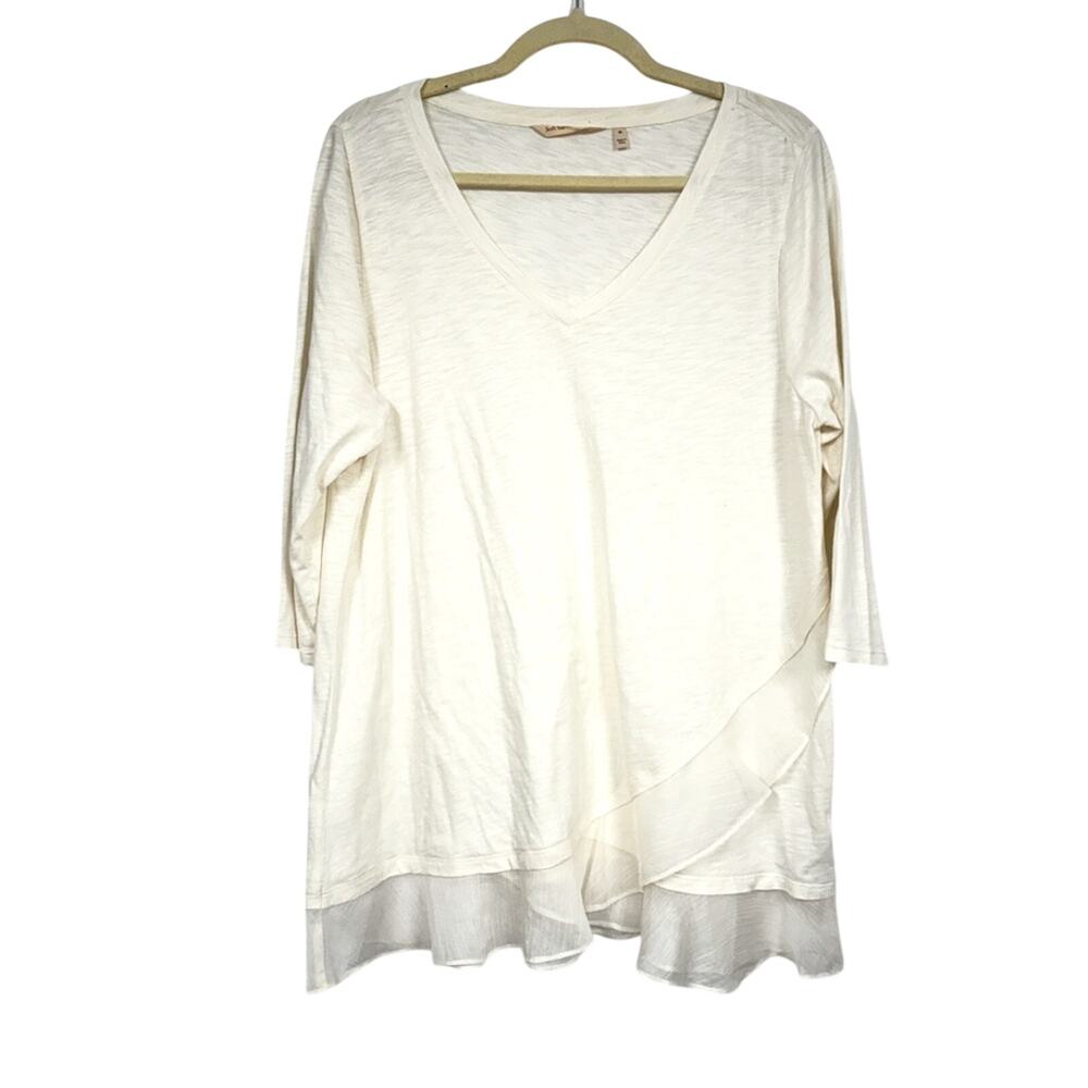 Soft Surroundings Cream 3/4 Sleeve Blouse Womens M Flowy Lightweight Classic